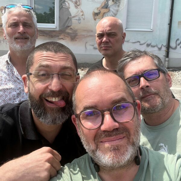 Mais pourquoi ces titres de morceaux ???!!!