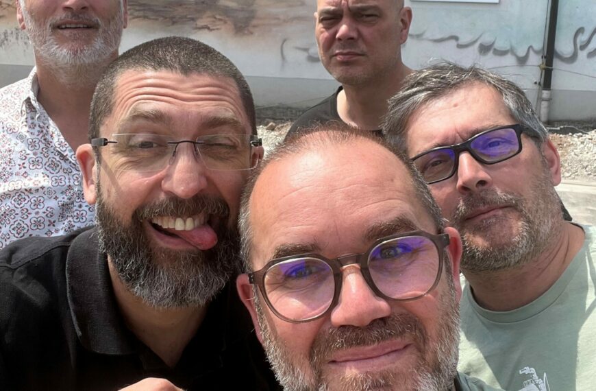 Mais pourquoi ces titres de morceaux ???!!!